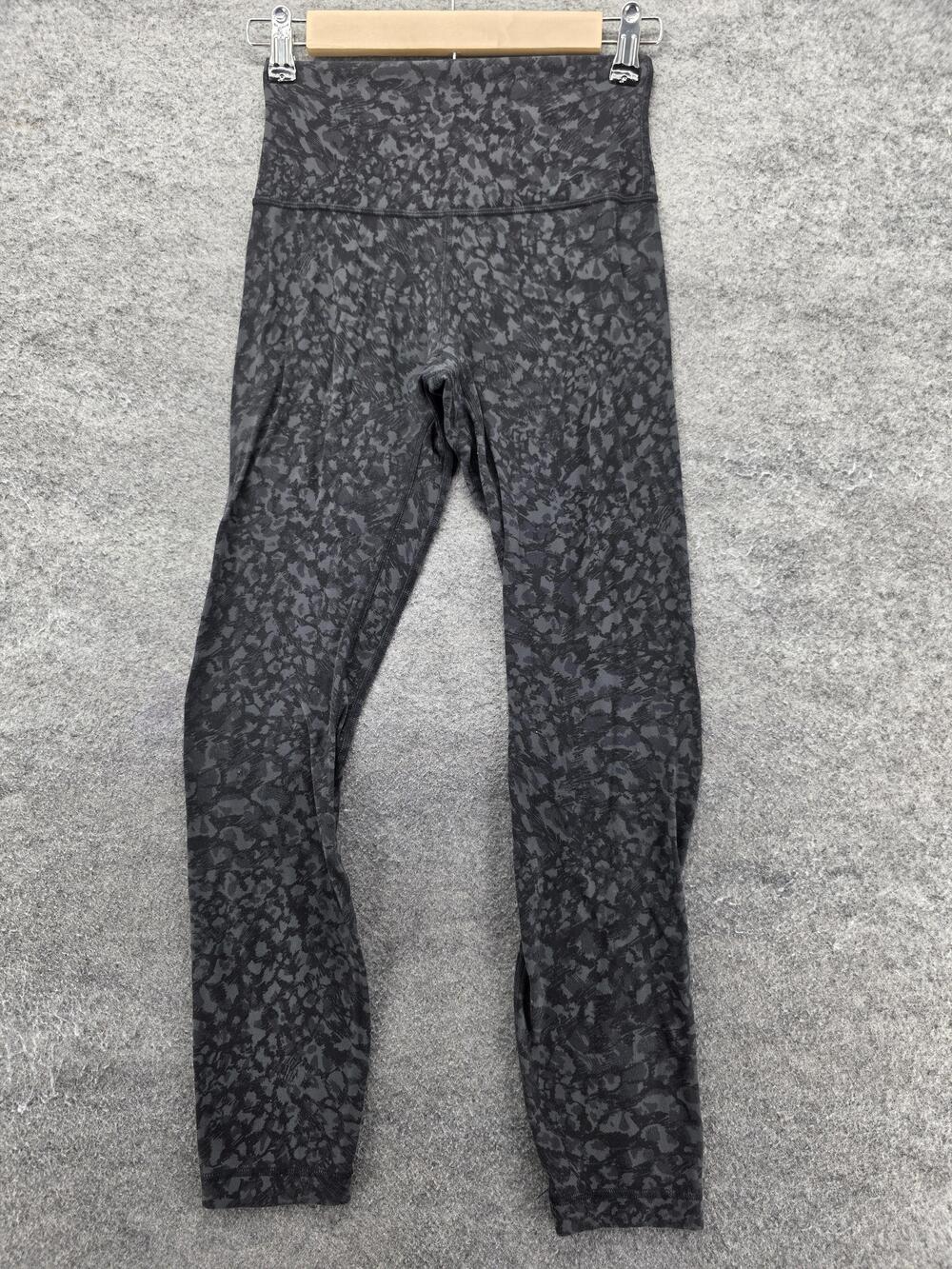 Lululemon Leggings Womens 4 Gray Ankle Animal Print High Rise Nylon Spandex
